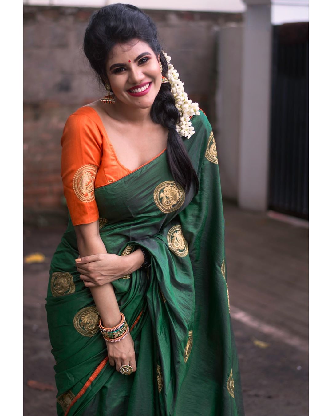 Sexy Telugu serial actress Nivisha new photoshoot
