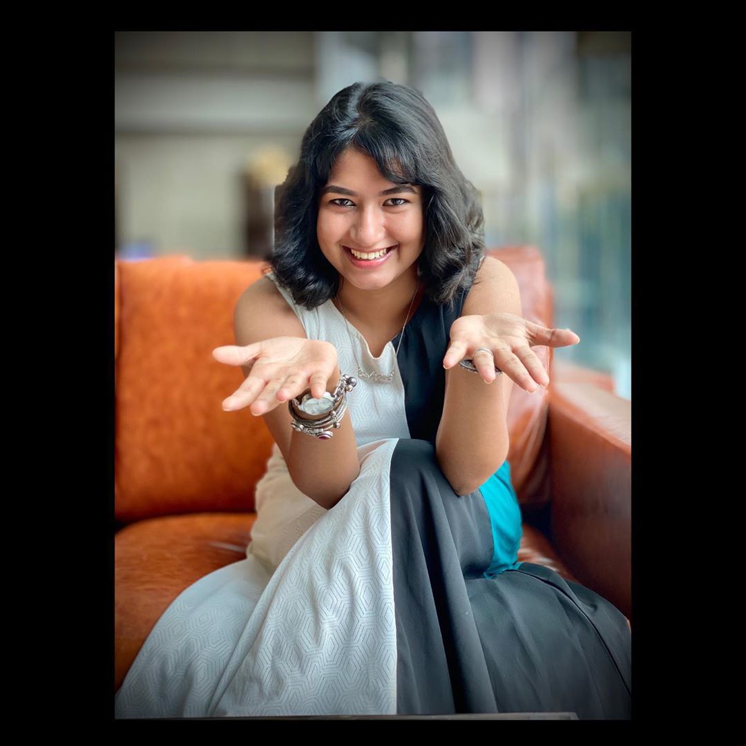 South indian actress Grace Antony looking glorious photshoot