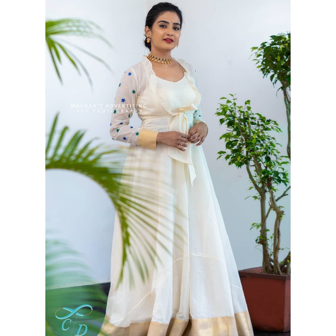 Aditi Ravi traditional wear photoshoot