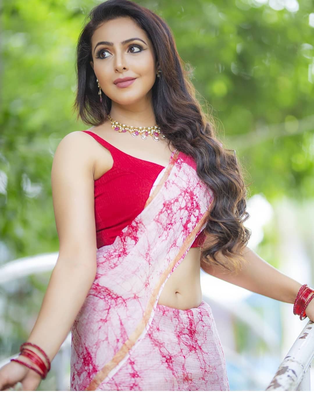 Telugu actress nandini rai sexy saree photoshoot