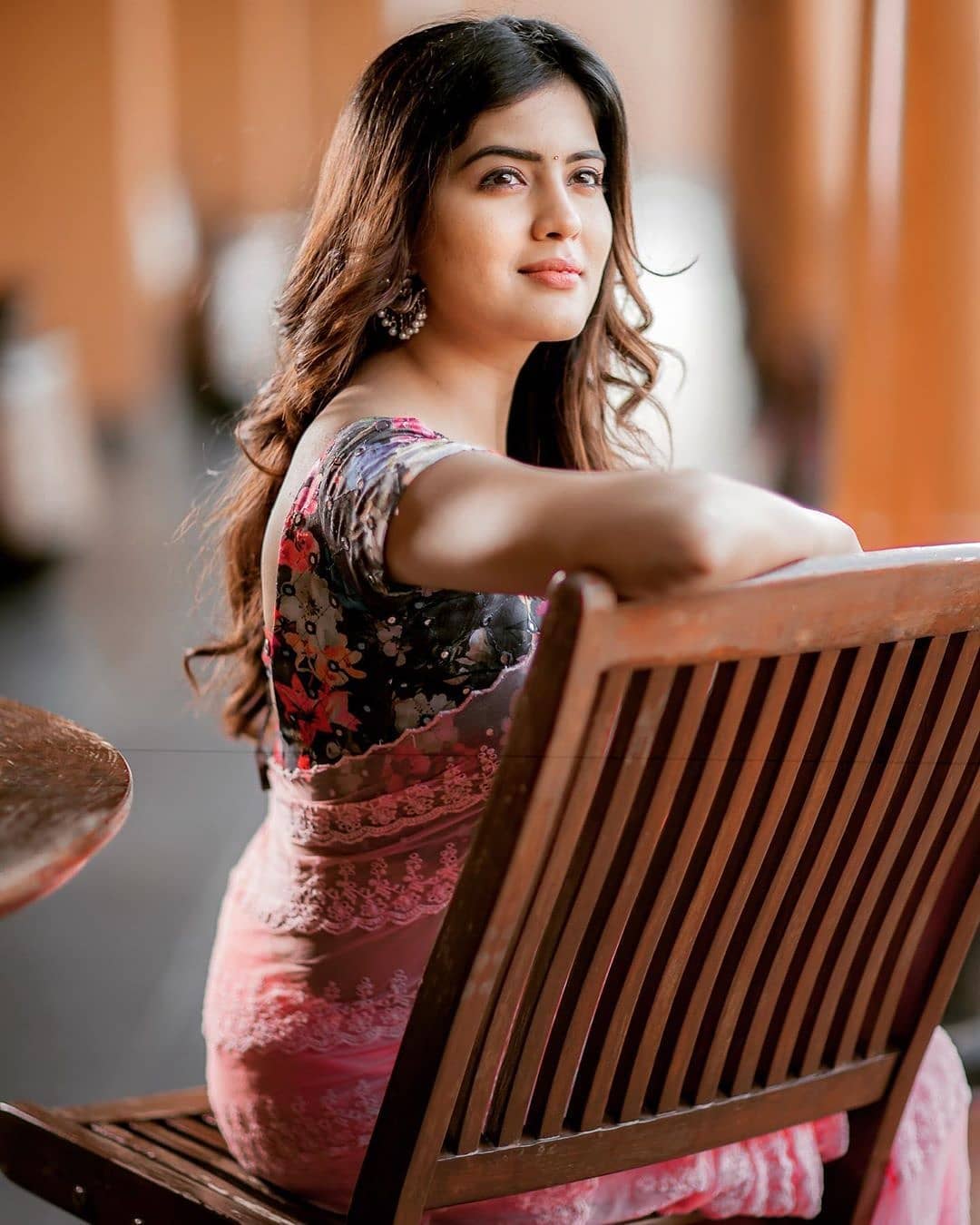 South indian beautiful actress amritha aiyer latest sexy photos