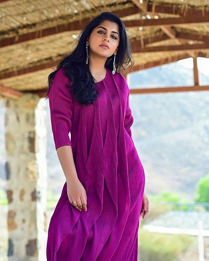 Actress meera nandan latest hot and sexy photos