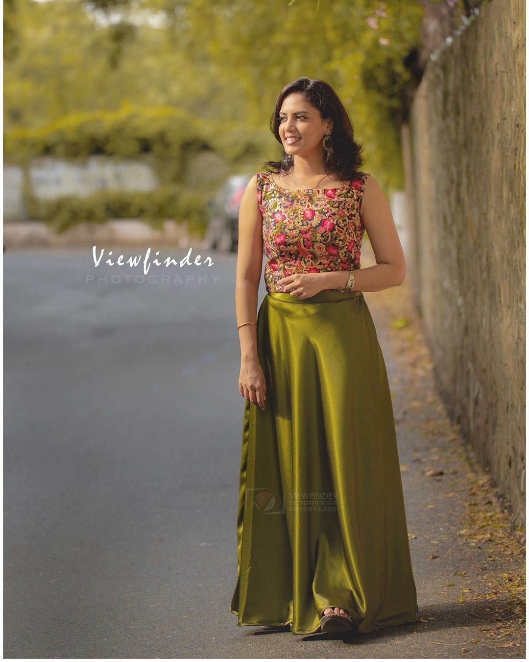 Tamil News anchor Panimalar Panneerselvam hot and sexy photos
