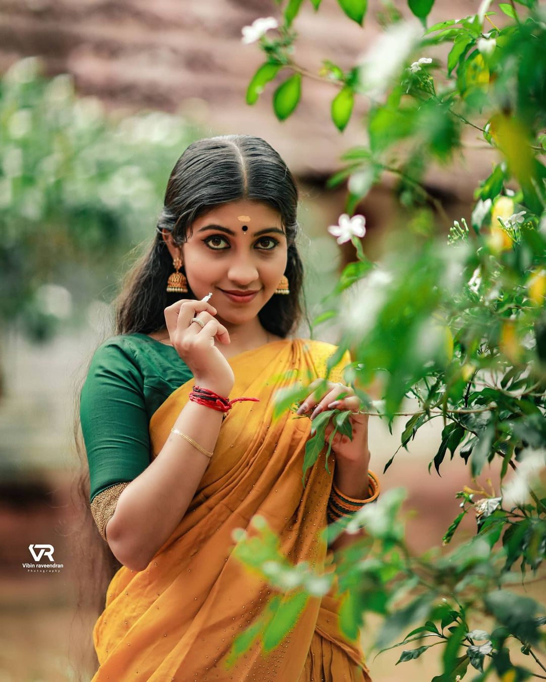 Kerala viral girl Vaishnava k sunil looking very beautiful photo gallery