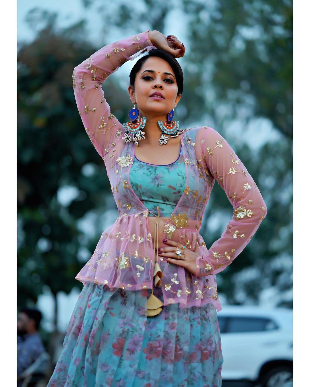 Telugu glamorous anchor photshoot | Anasuya Bharadwaj new photoshoot