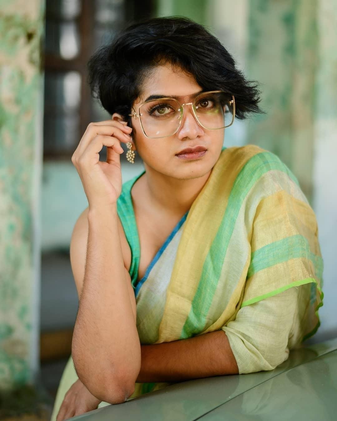 Saree hot photoshoot | Anarkali Marikar