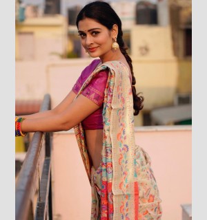 300px x 320px - Telugu actress cleavage photos | Payal Rajput hot photos Photos: HD Images,  Pictures, Stills, First Look Posters of Telugu actress cleavage photos | Payal  Rajput hot photos Movie - Mallurepost.com