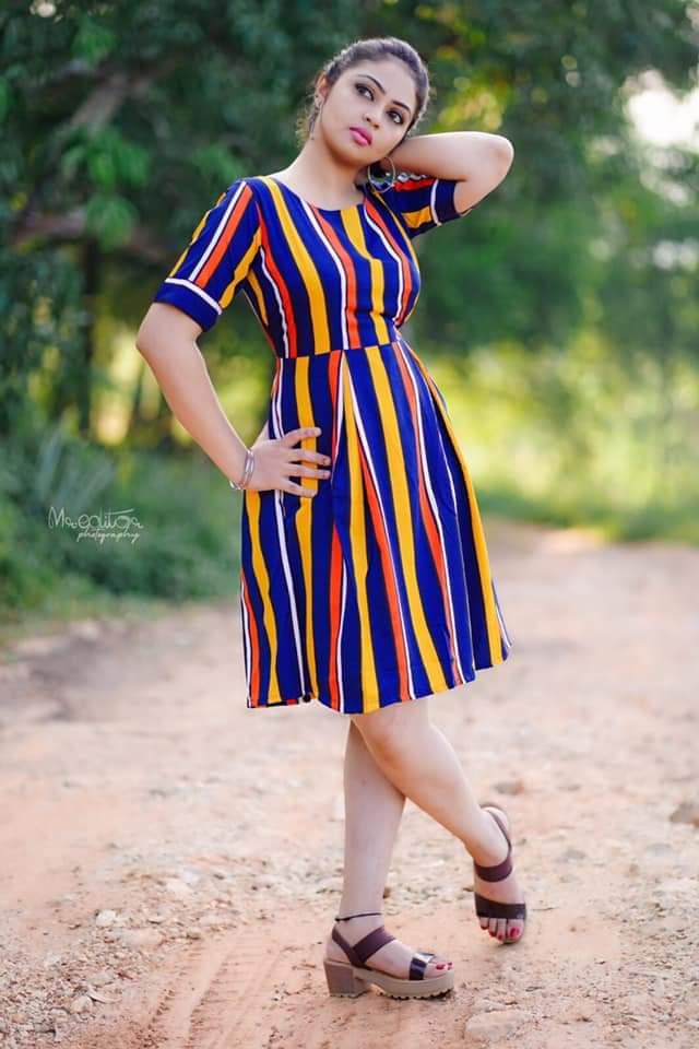 Malayalam actress hot gallery | Arundhati nair looking very beautiful photo gallery