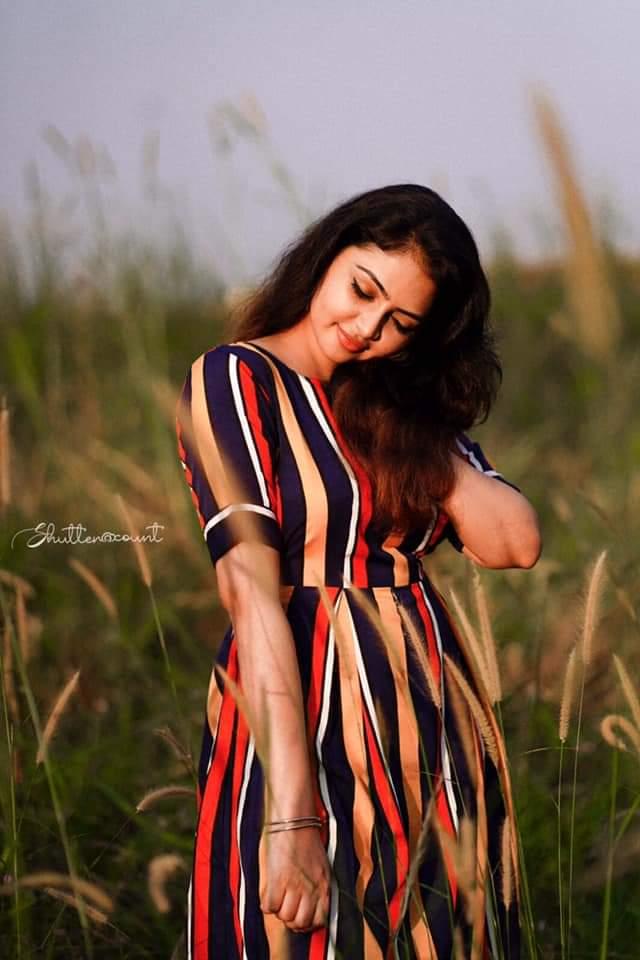 Malayalam actress hot gallery | Arundhati nair looking very glamorous photos gallery