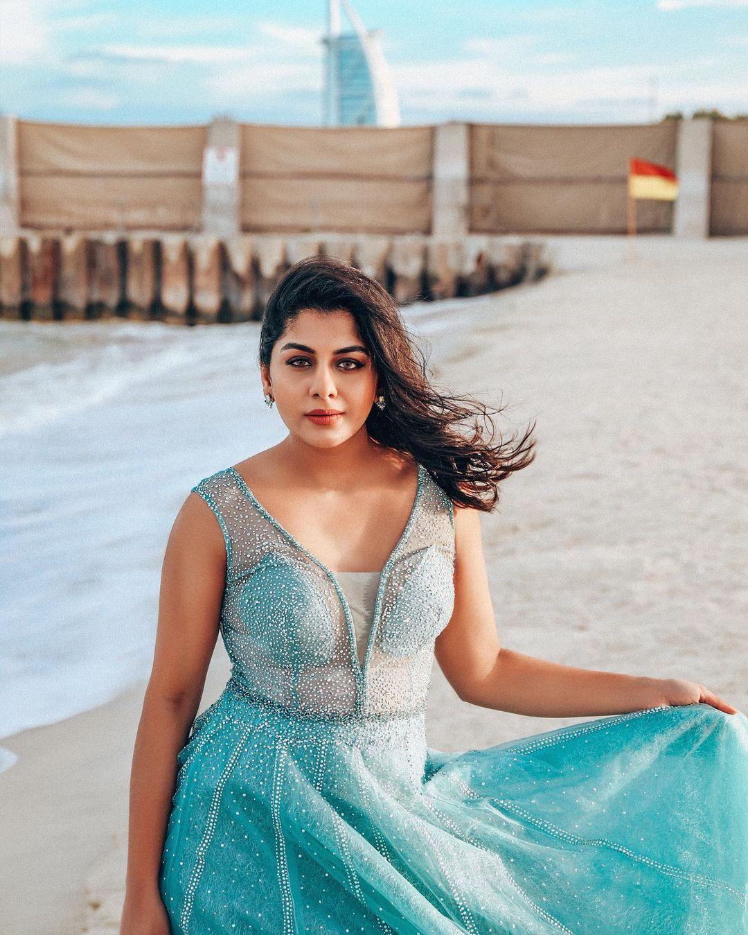 Latest photos of malayalam actress Meera Nandan