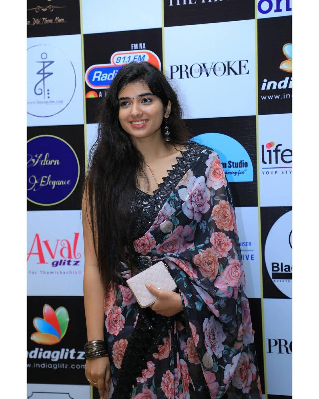 Tamil actress Pragya Nagra latest hot and spicy photos gallery