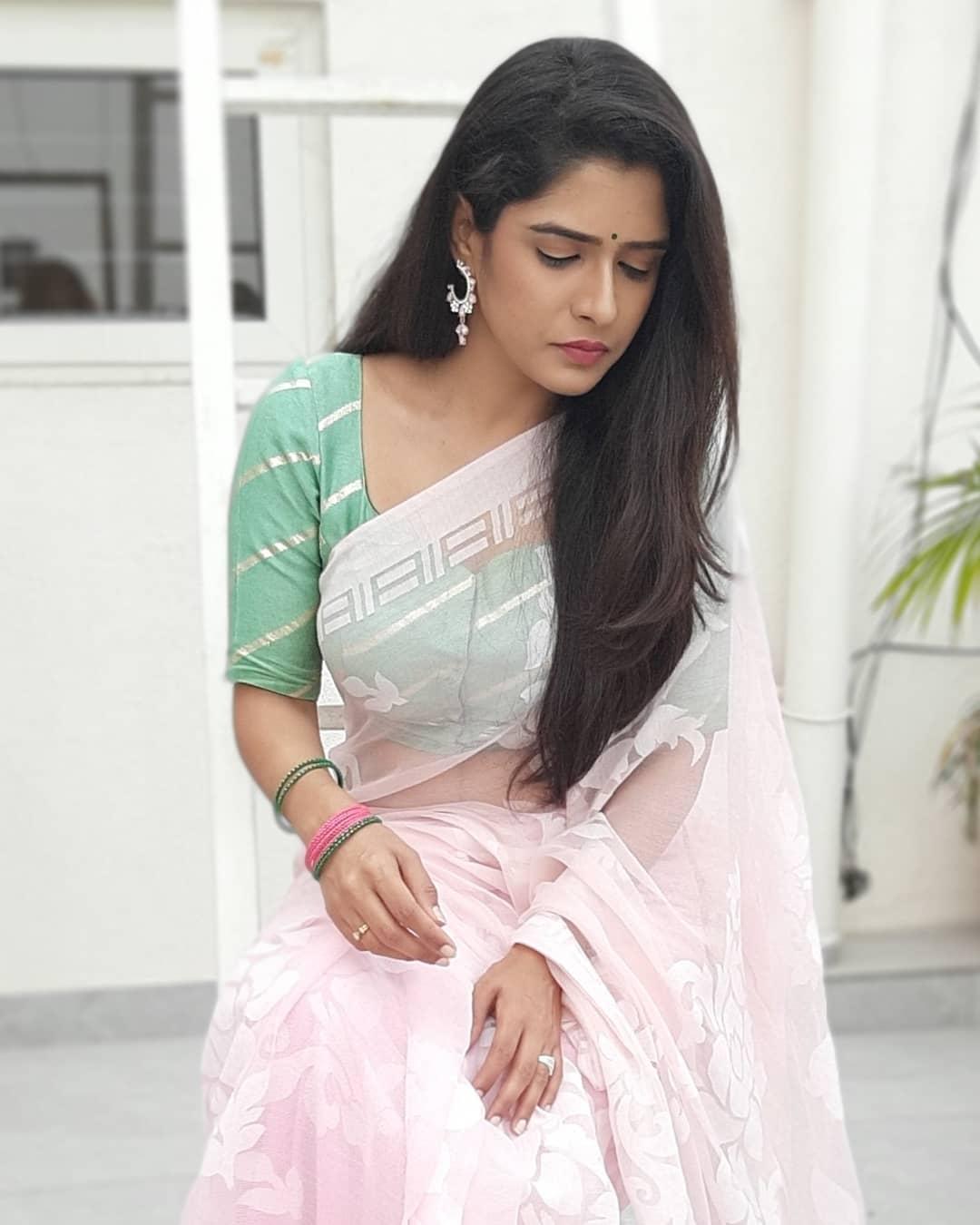 Kannada glamorous actress photos | Supritha Sathyanarayan looking very beautiful and spicy photos