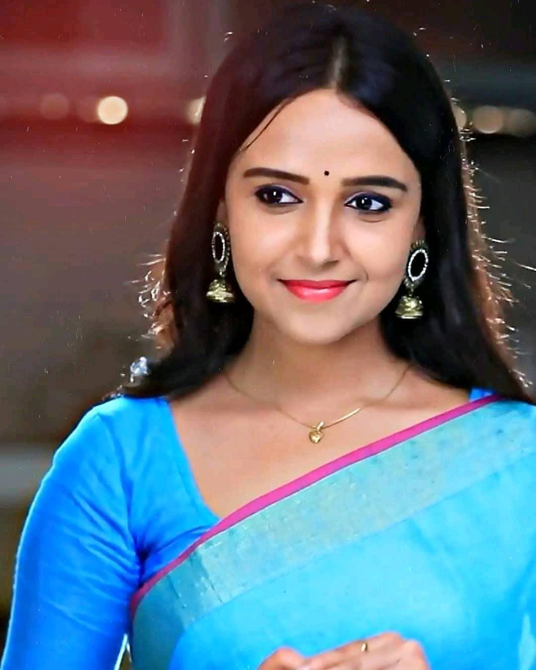 Kannada television actress hot gallery | Nisha Ravikrishnan beautiful photo gallery