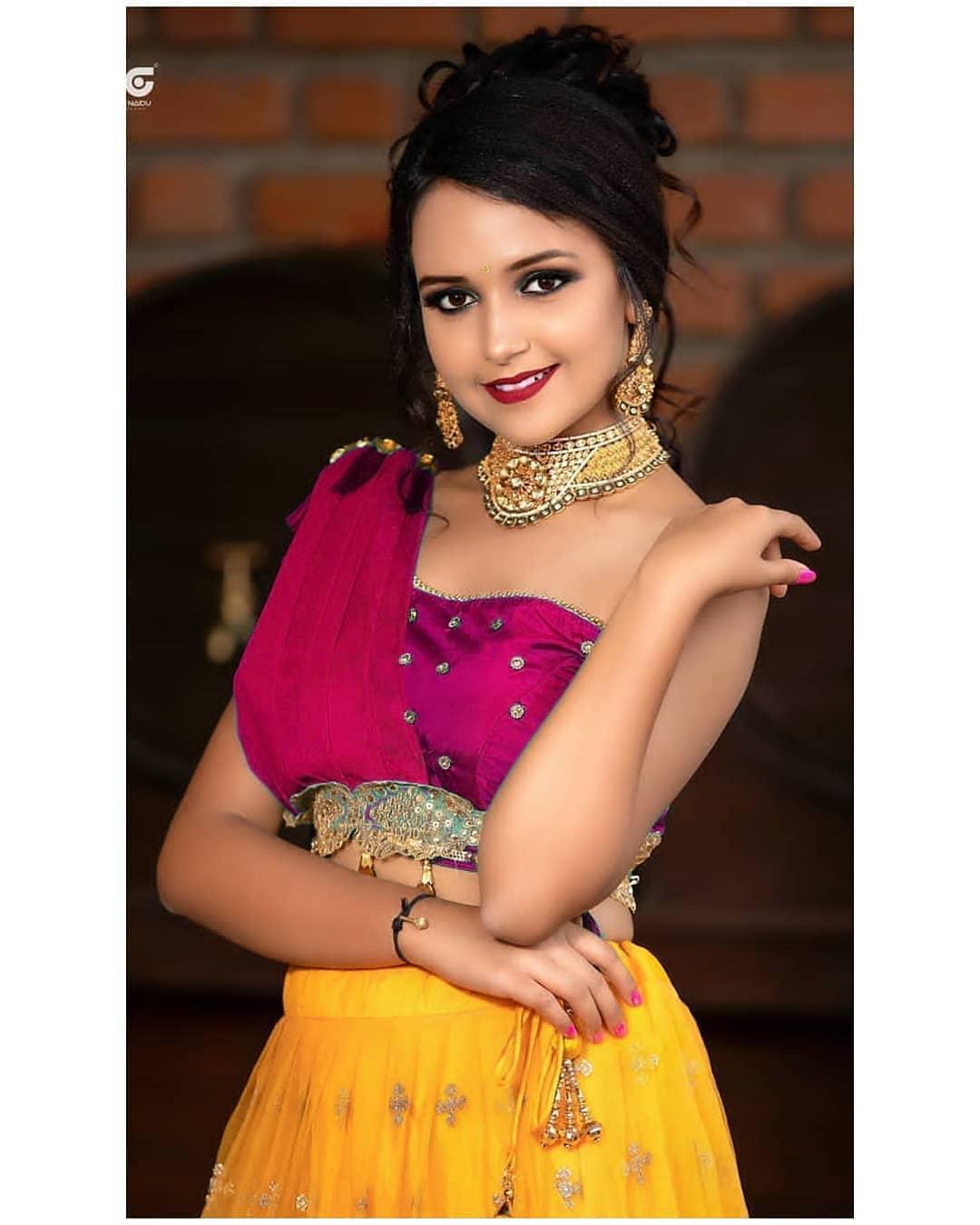 Kannada television actress hot gallery | Nisha Ravikrishnan hot and sexy stills