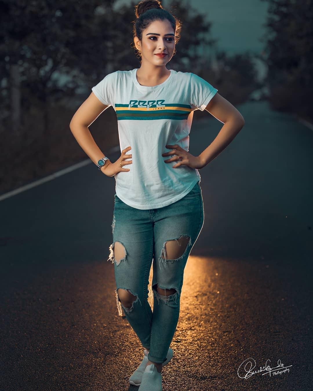 Latest fashion trends photoshoot | Supritha Sathyanarayan beautiful and spicy photos
