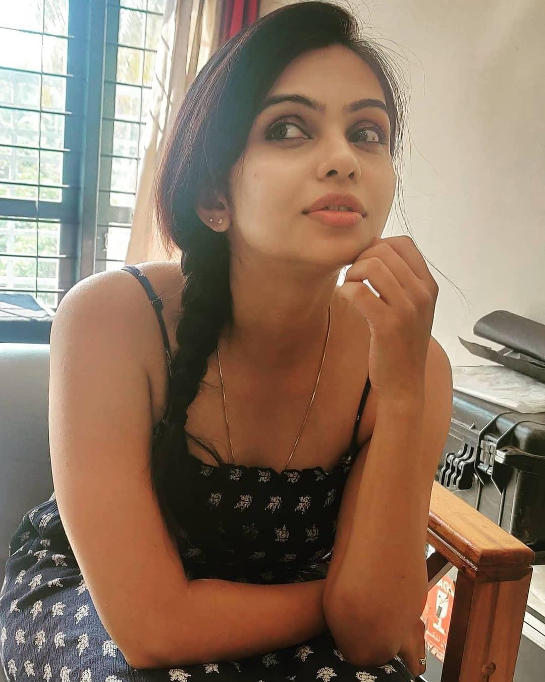 Malayalam actress hot gallery | Tanvi Ram exposing sexy hot stills