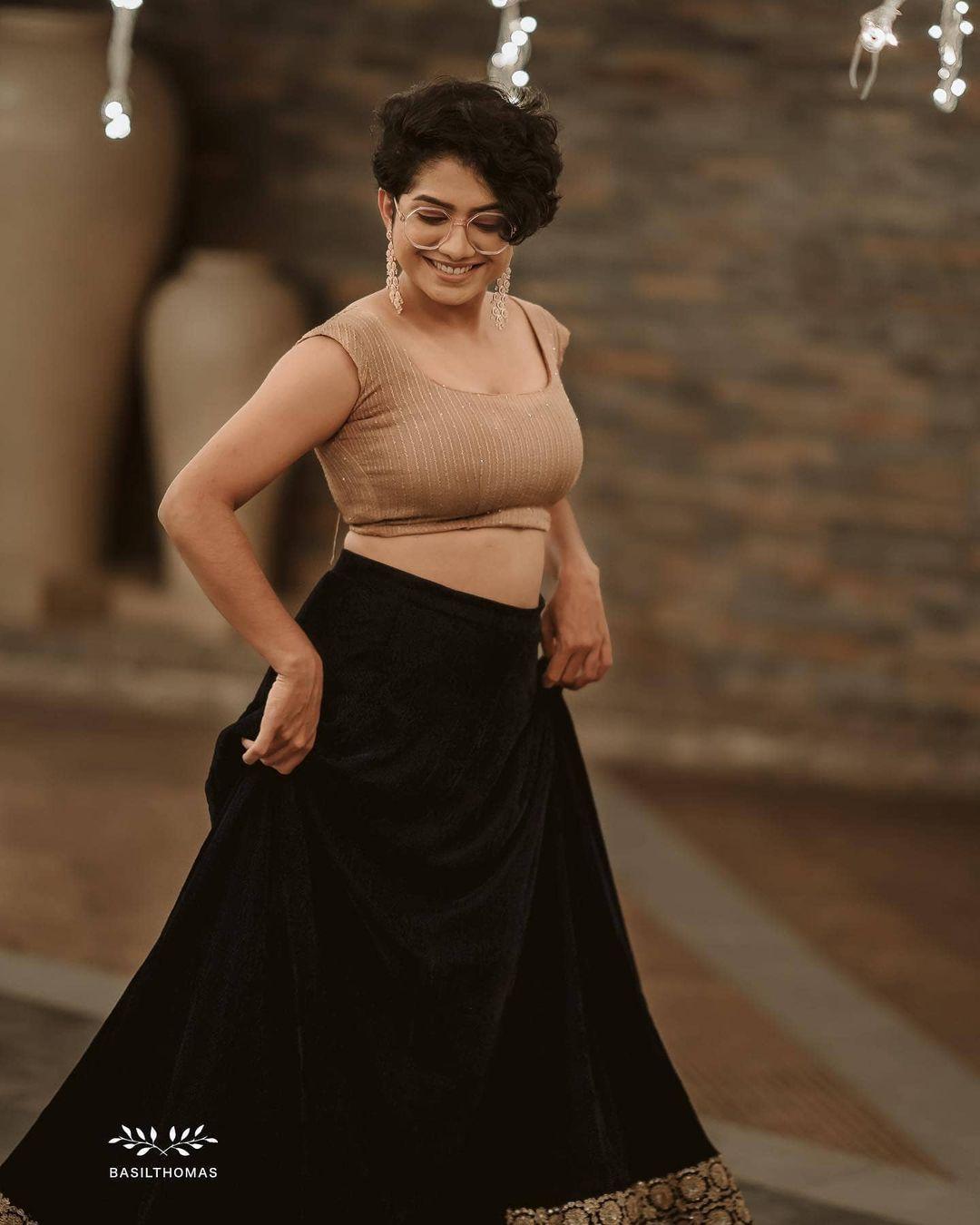 Malayalam actress photos | Anarkali Marikar latest sexy hot exposing photoshoot