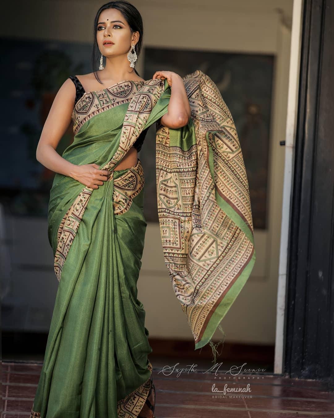 Renu Soundar latest hot and spicy photos in saree