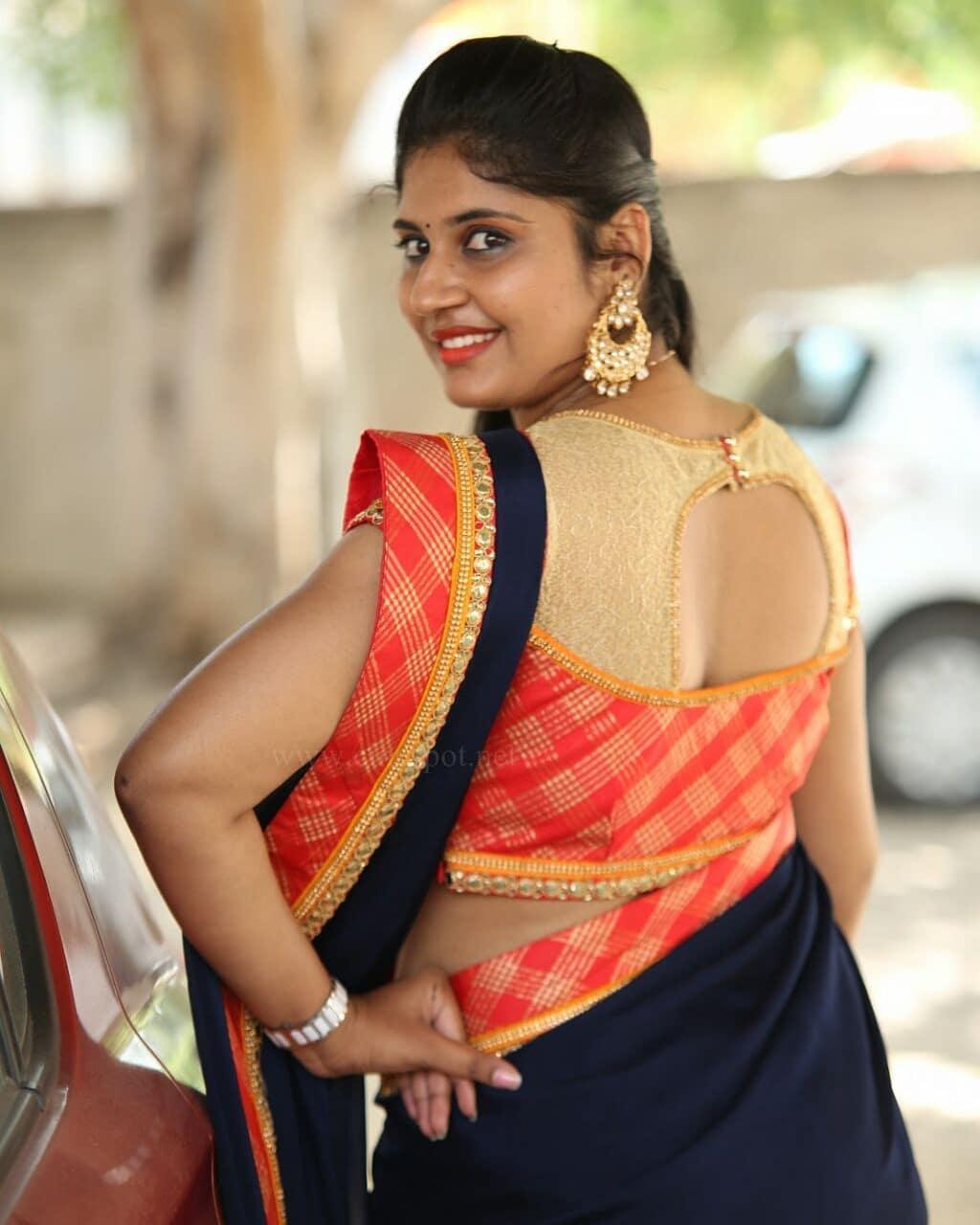 Saree hot photos | Sonia Chowdary looking very glamorous photos