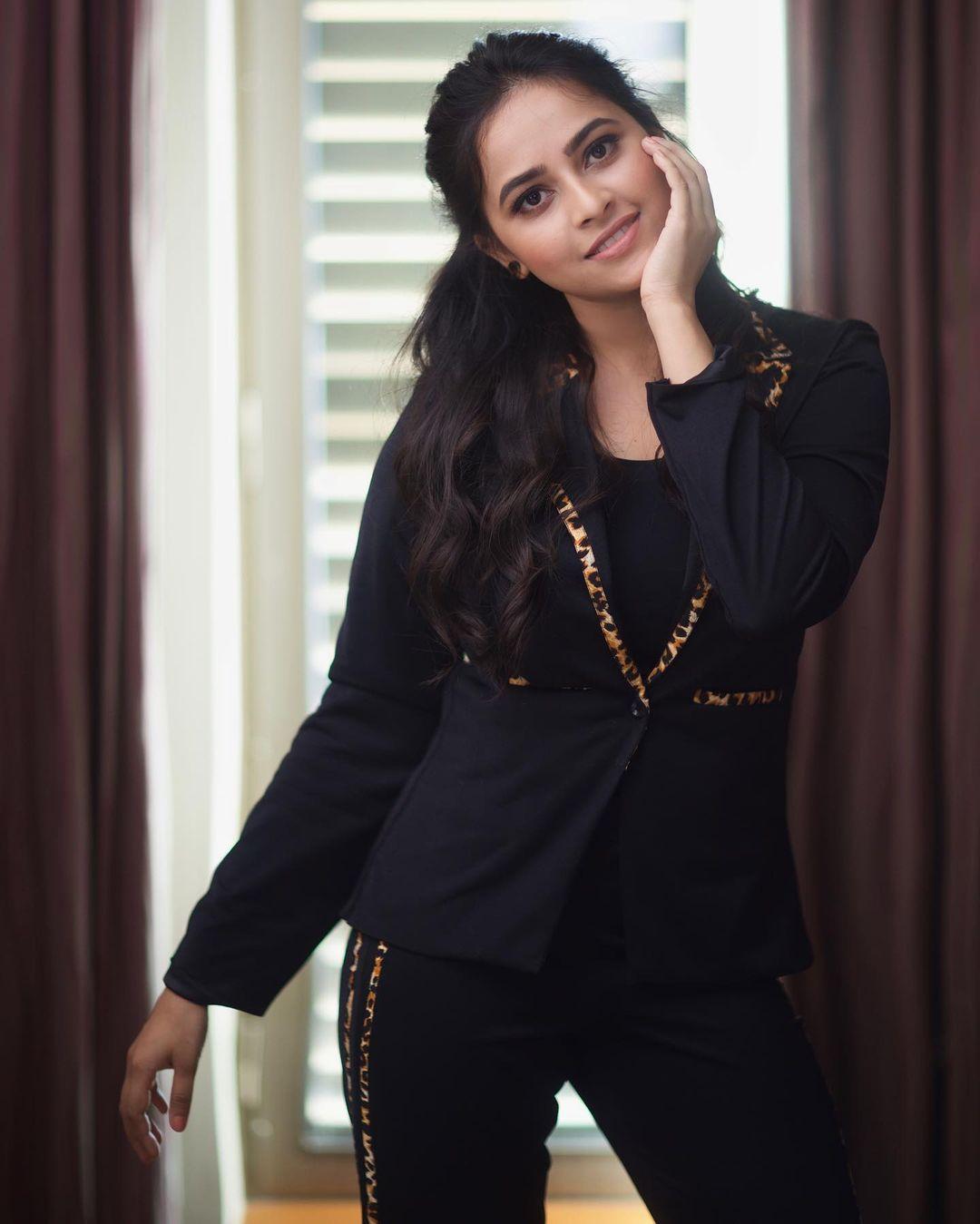 1080px x 1349px - Sri Divya latest hot and spicy photos gallery Photos: HD Images, Pictures,  Stills, First Look Posters of Sri Divya latest hot and spicy photos gallery  Movie - Mallurepost.com