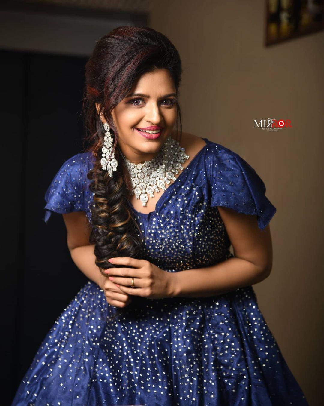 Tamil actress hot photos gallery | Anandhi ajay looking very glamorous photos