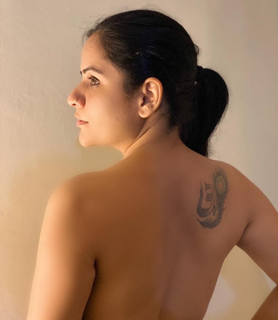 Bold and sexy photos gallery | Khushboo jain looking very beautiful and spicy photos gallery