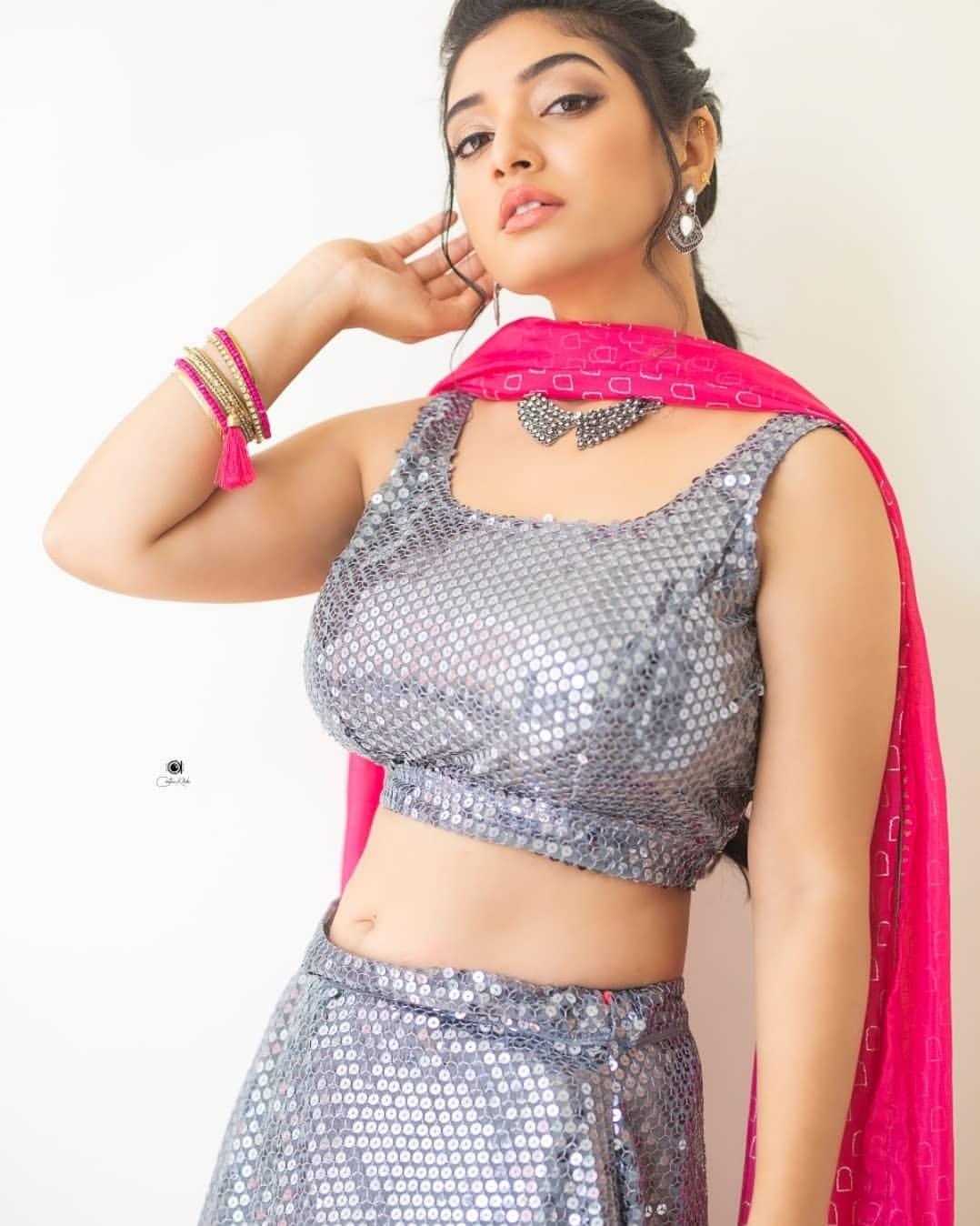 Kannada actress hot exposing photoshoot | Priyanka Thimmesh very beautiful and glamorous photos