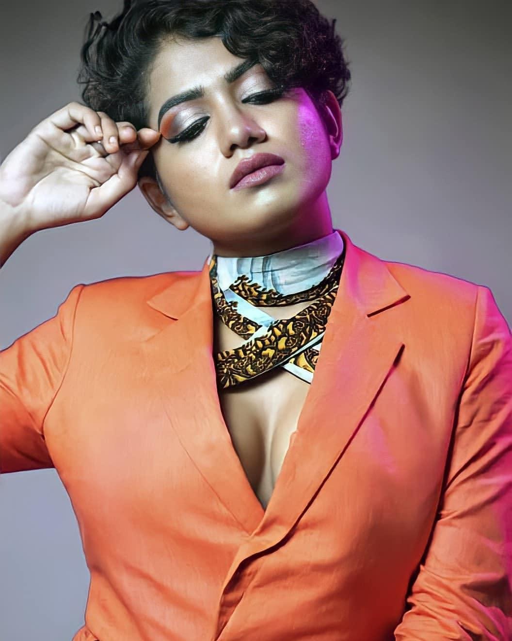 Malayalam actress Anarkali Marikar showing cleavage photos gallery
