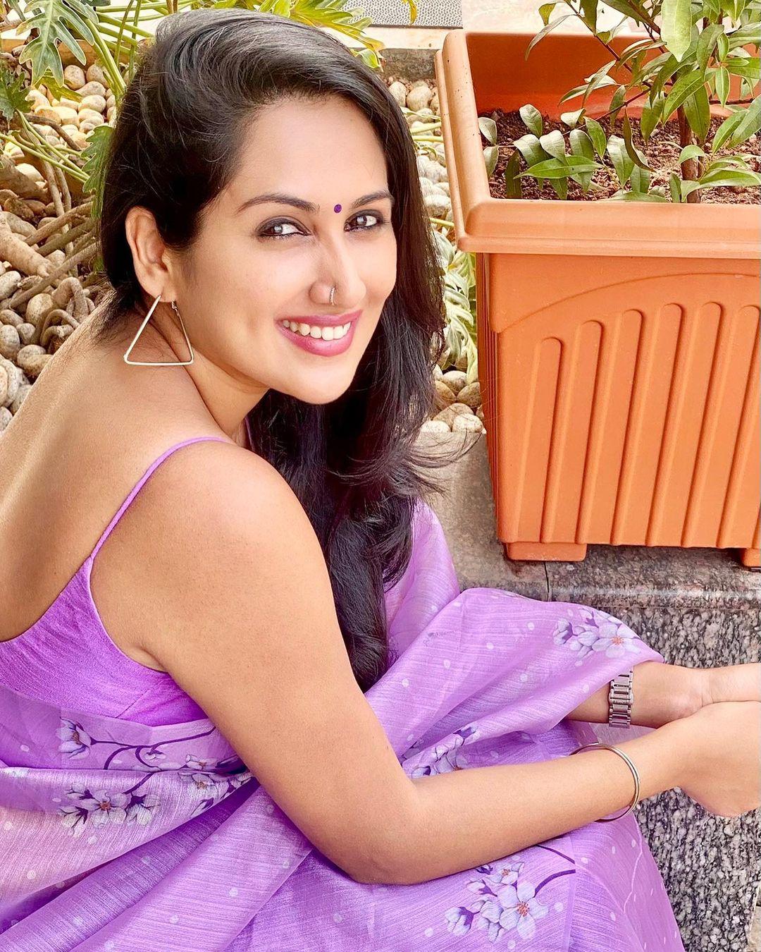 Malayalam actress Divya mary cyriac latest hot and spicy photos gallery