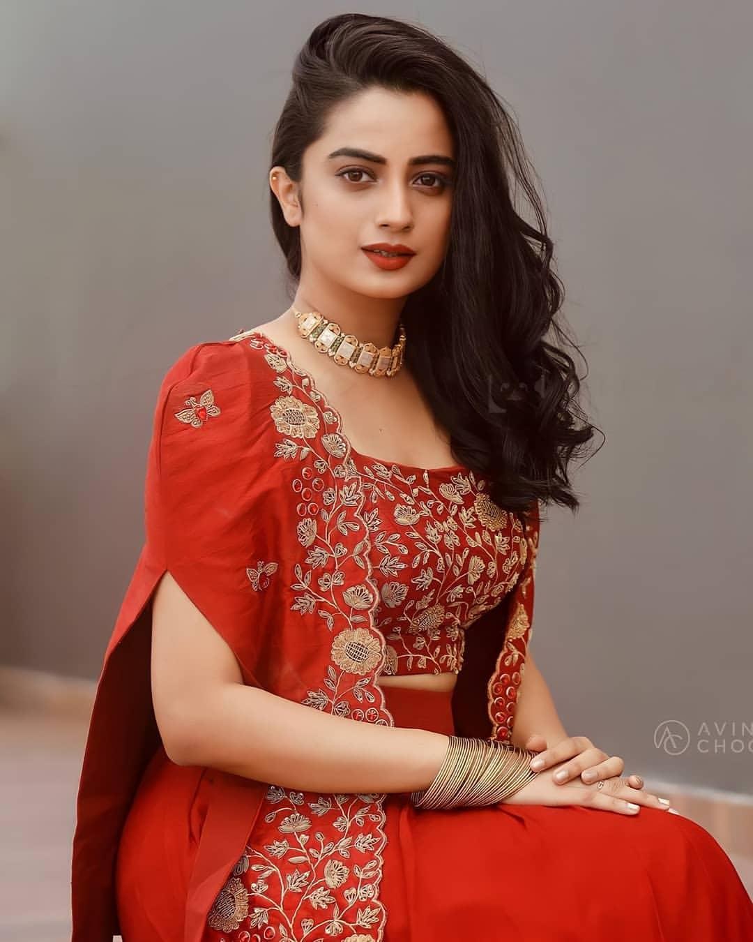 South indian actress hot photos | Namitha Pramod looking very beautiful and sexy photoshoot
