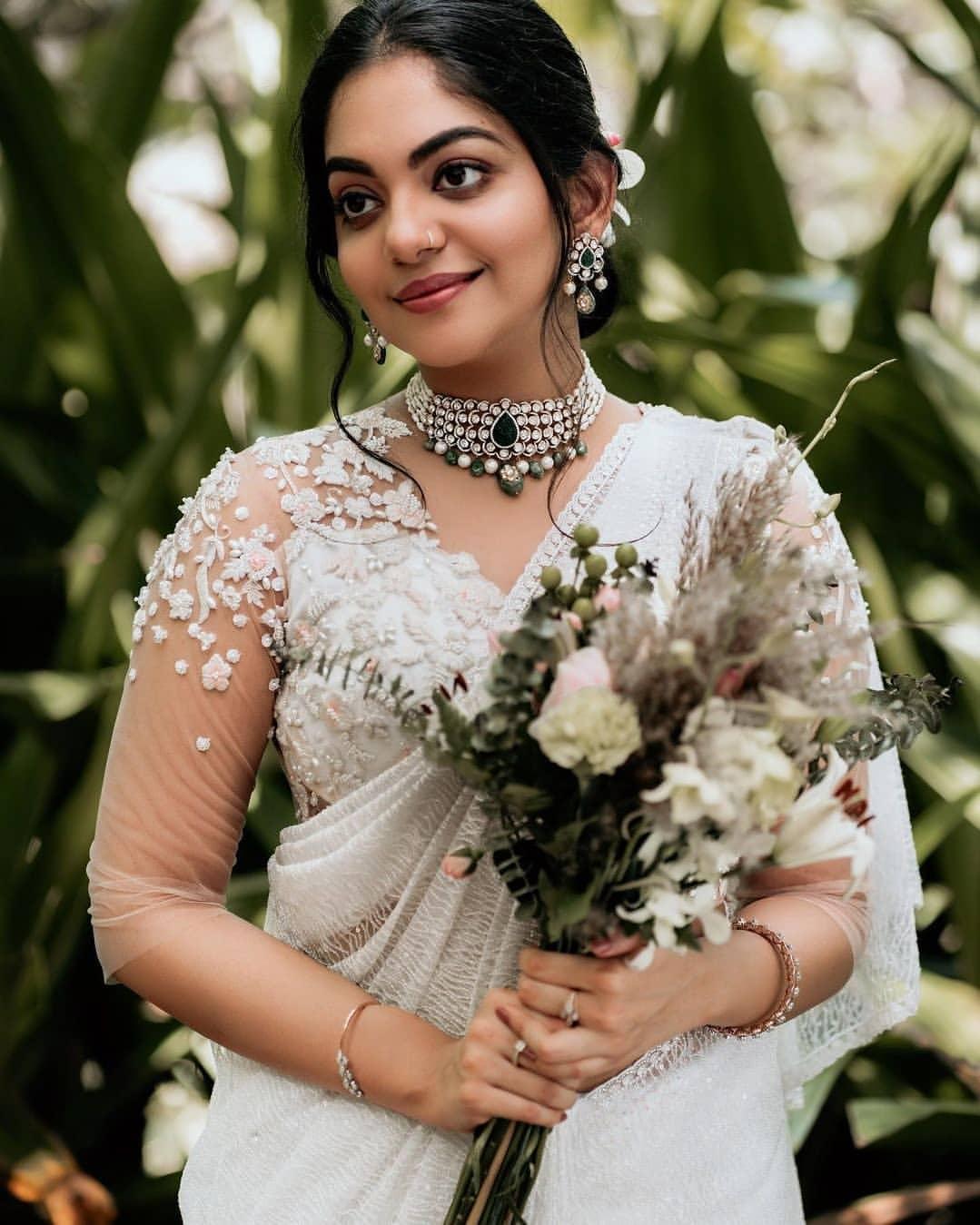 Bridal saree hot photos gallery | Ahaana krishna hot and spicy photos gallery
