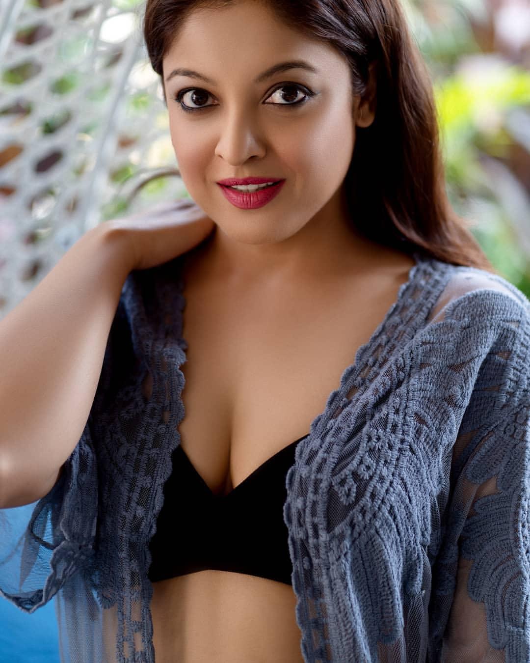 Bollywood actress hot gallery | Tanushree Dutta latest hot and spicy photos