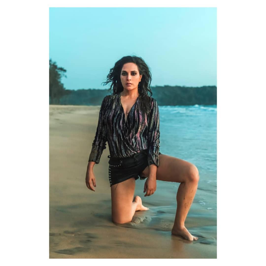 Exposing hot photos gallery | Richa Chadda looking very glamorous photos