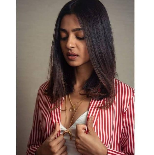 Radhika Apte hot photos | Radhika Apte exposing very hot photos gallery