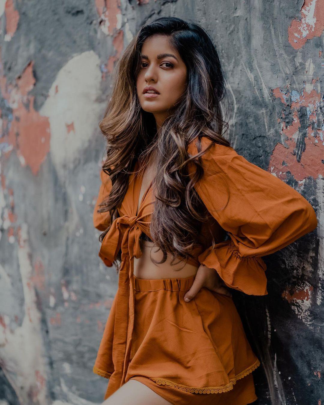 Bollywood actress hot gallery | Ishita Dutta very attractive and sexy photoshoot