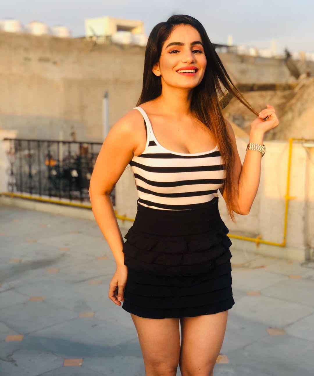 Pratibha Phogat exposing hot photos | Pratibha Phogat hot and sexy photoshoot