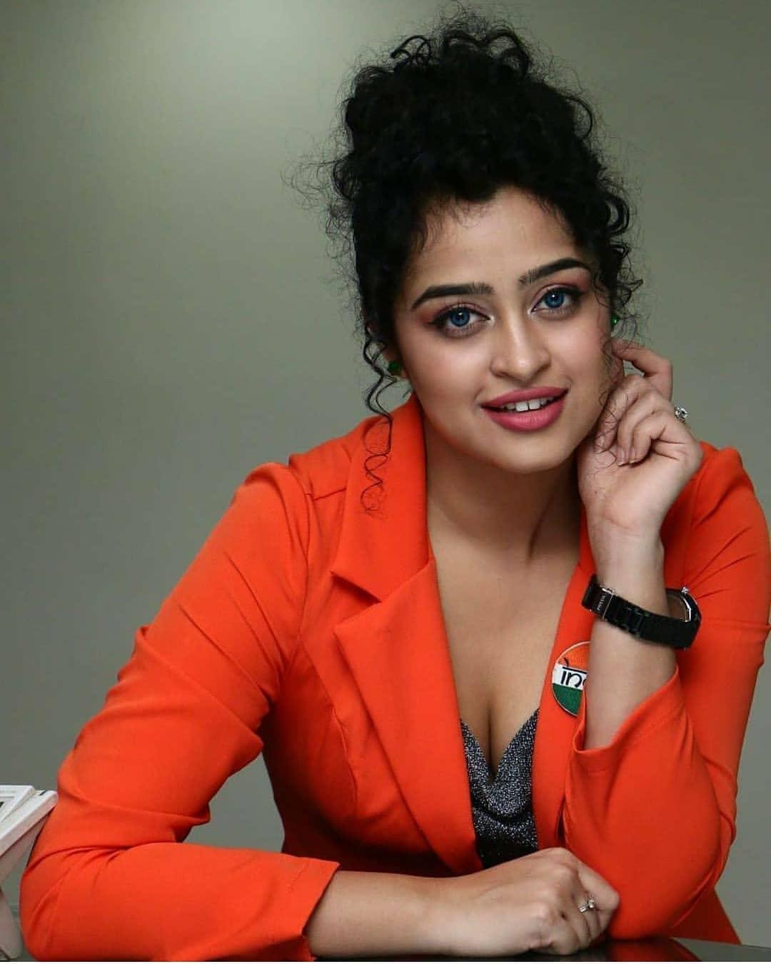 Anketa Maharana latest hot and spicy photos | Anketa Maharana (Apsara Rani ) hot and sexy photoshoot