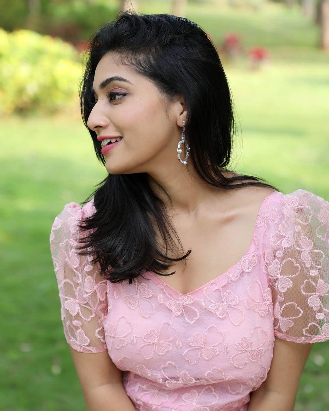 Kannada actress hot photos gallery | Priyanka Thimmesh beautiful and sexy stills