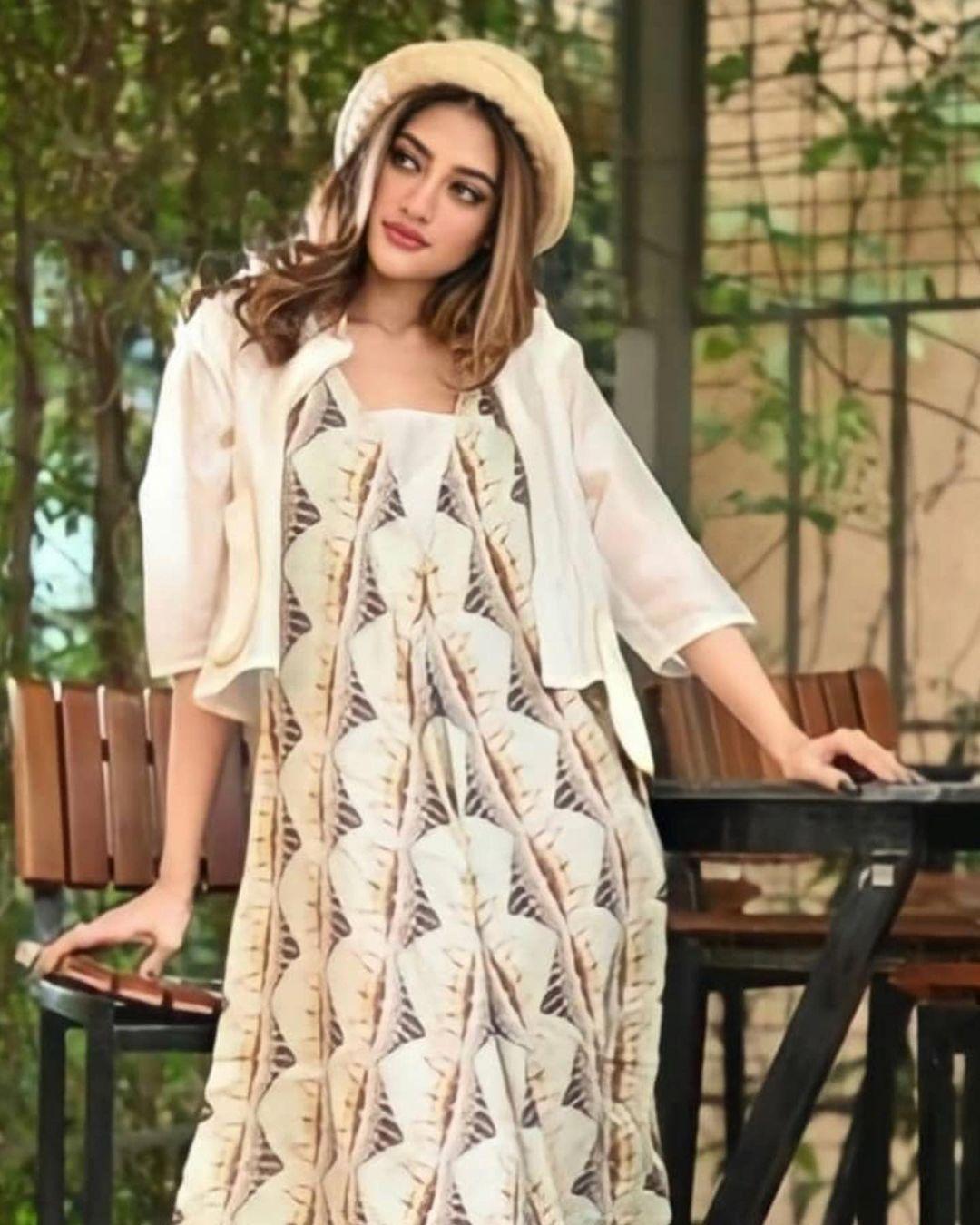 Nusrat Jahan very beautiful and glamorous photos | Nusrat Jahan hot bengali actress photos