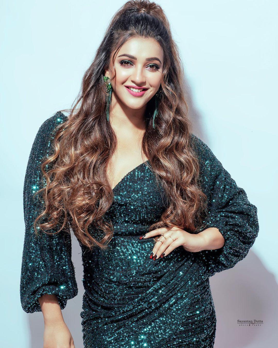 Bengali actress Koushani Mukherjee sexy photoshoot | Bengali Actress Koushani Mukherjee very hot photos