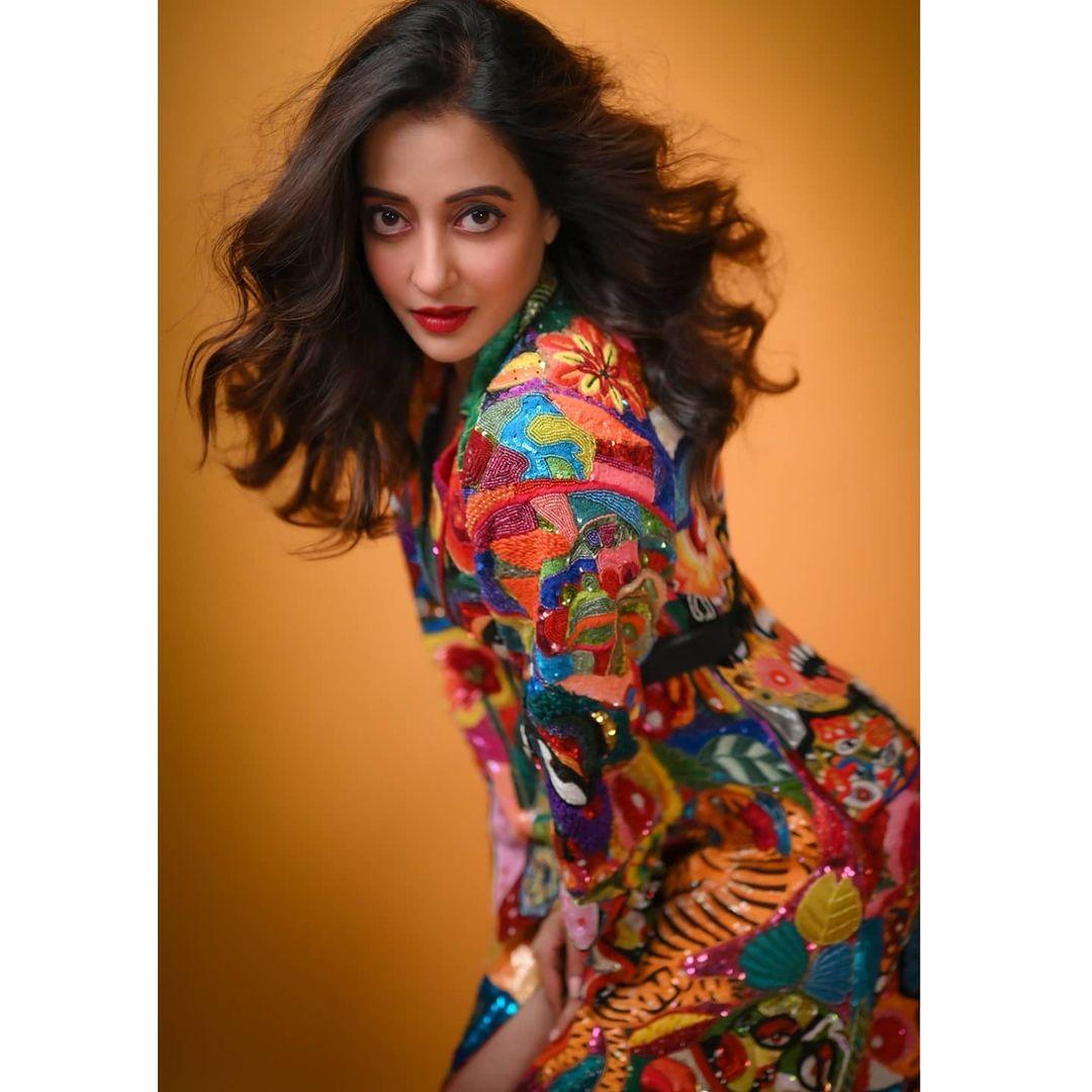 Bong beautiful Actress Raima Sen hot photos | Raima Sen sexy and hot stills