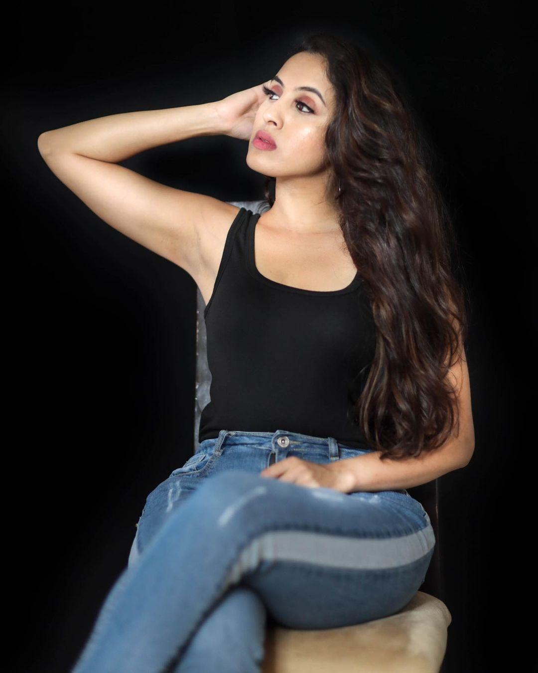 South indian actress Priyanka kholgade hot photos | south indian actress Priyanka kholgade