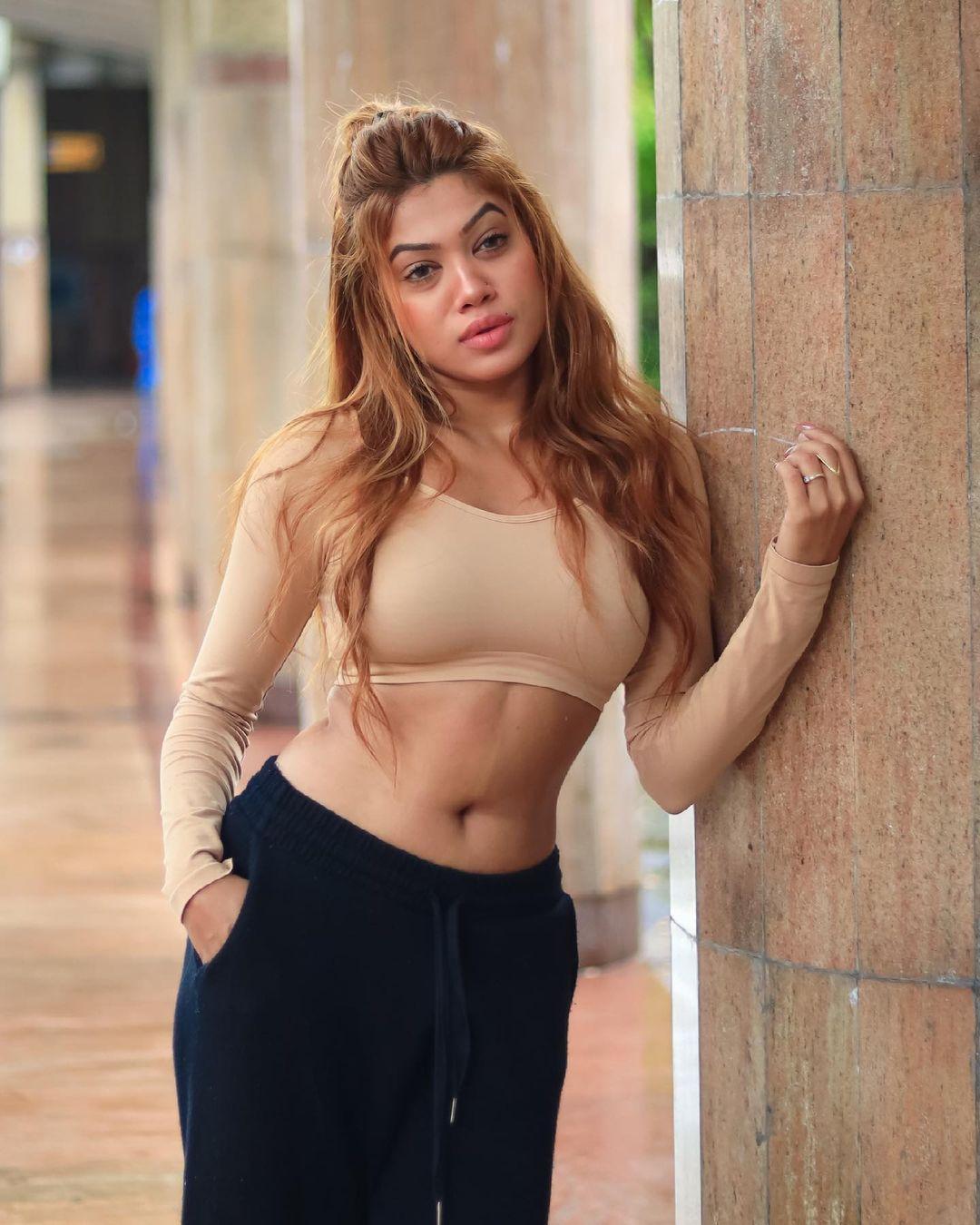 Nita Shilimkar hot and sexy stills | Nita Shilimkar sexy hot photos gallery