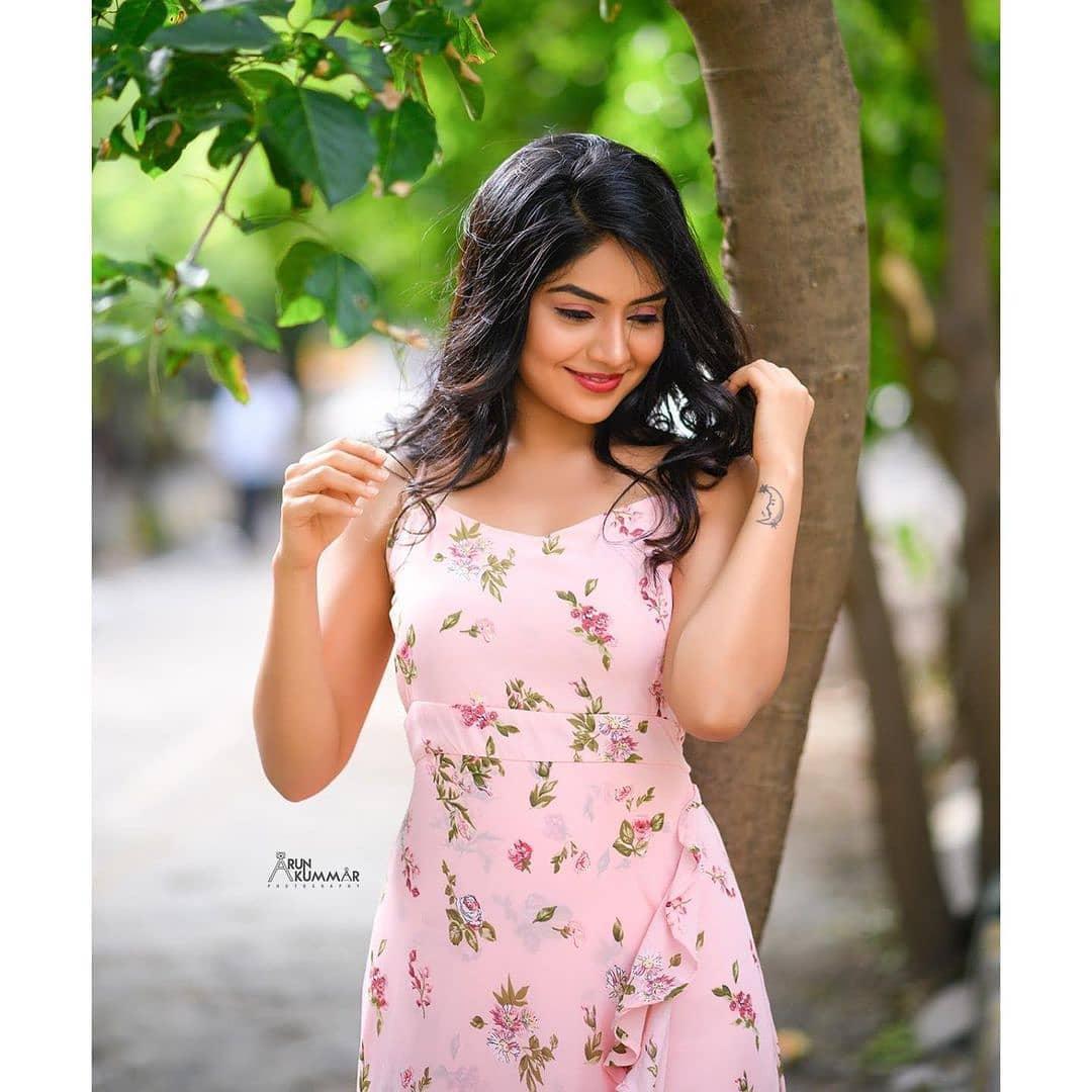 Kannada young actress Megha Shetty hot photos | Kannada actress Megha Shetty hot photos gallery