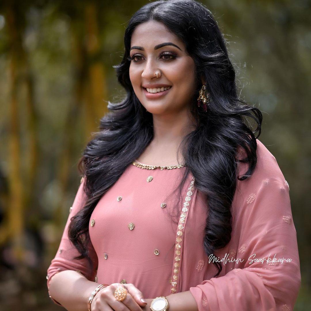 Www Malayalam Actress Shalu Kurian Porn Xvideos - Malayalam actress navya nair looking very glamorous photos Photos: HD  Images, Pictures, Stills, First Look Posters of Malayalam actress navya  nair looking very glamorous photos Movie - Mallurepost.com