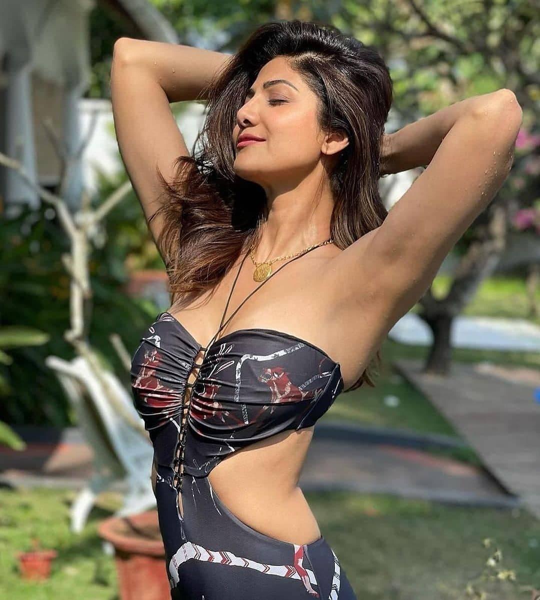Shilpa Shetty latest hot and sexy photos gallery