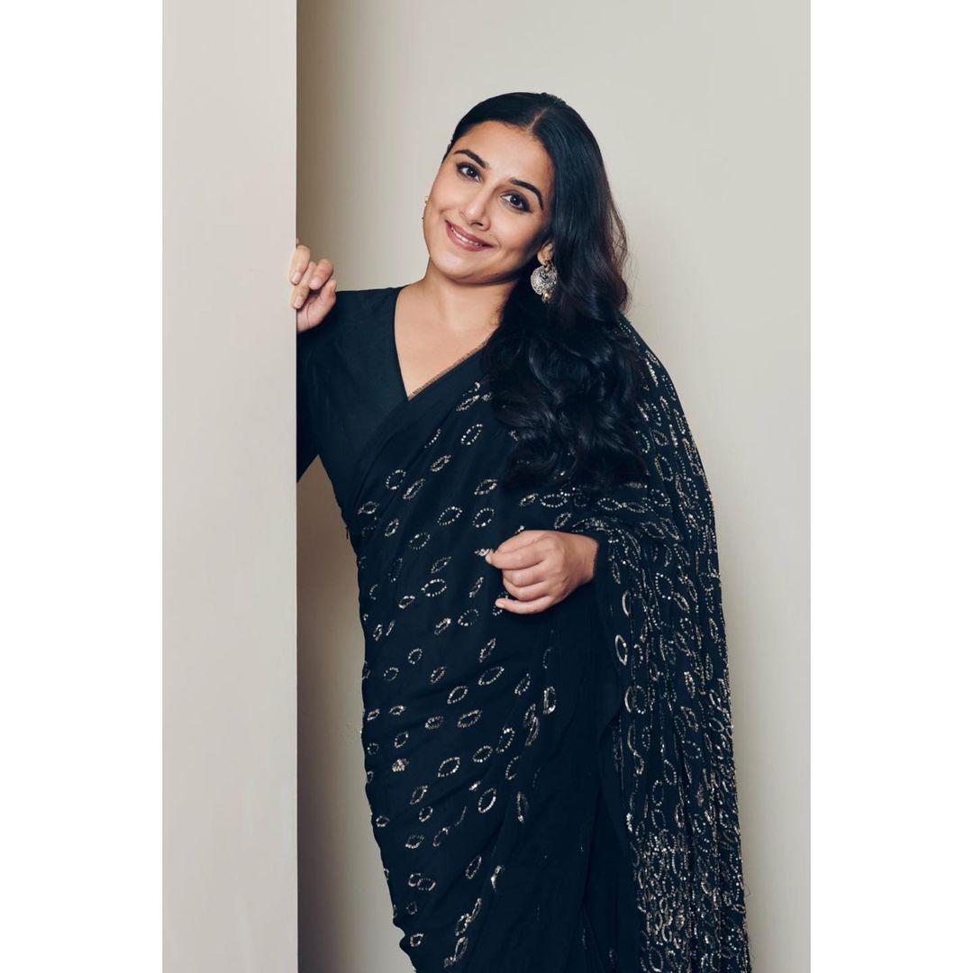 Bollywood item queen Vidya Balan hot photos | Bollywood actress Vidya Balan hot photos