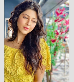 Sonarika Bhadoria sexy hot photos Photos: HD Images, Pictures, Stills,  First Look Posters of Sonarika Bhadoria sexy hot photos Movie -  Mallurepost.com