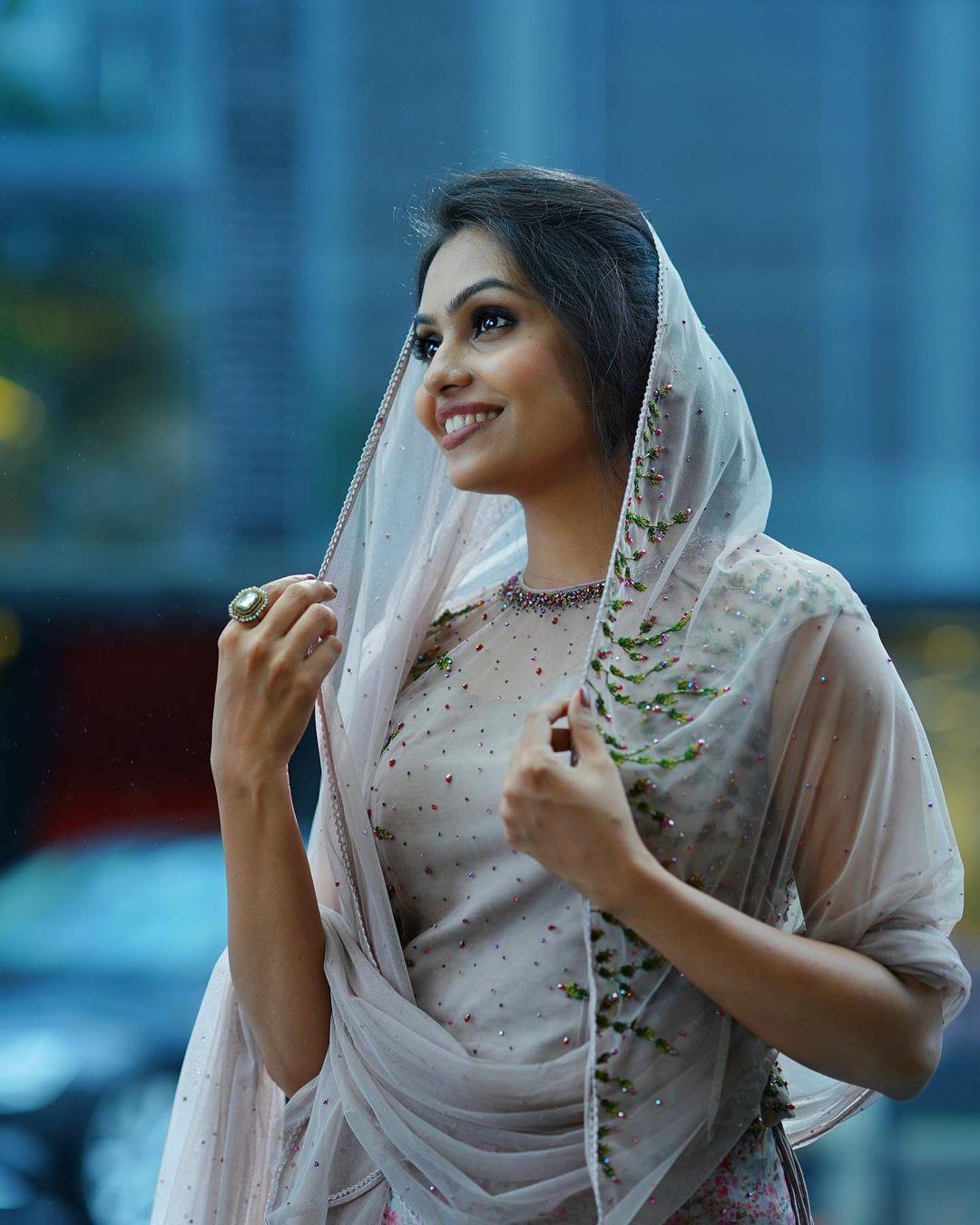 Malayalam actress Tanvi Ram very glamorous photos | Tanvi Ram latest hot and sexy photoshoot