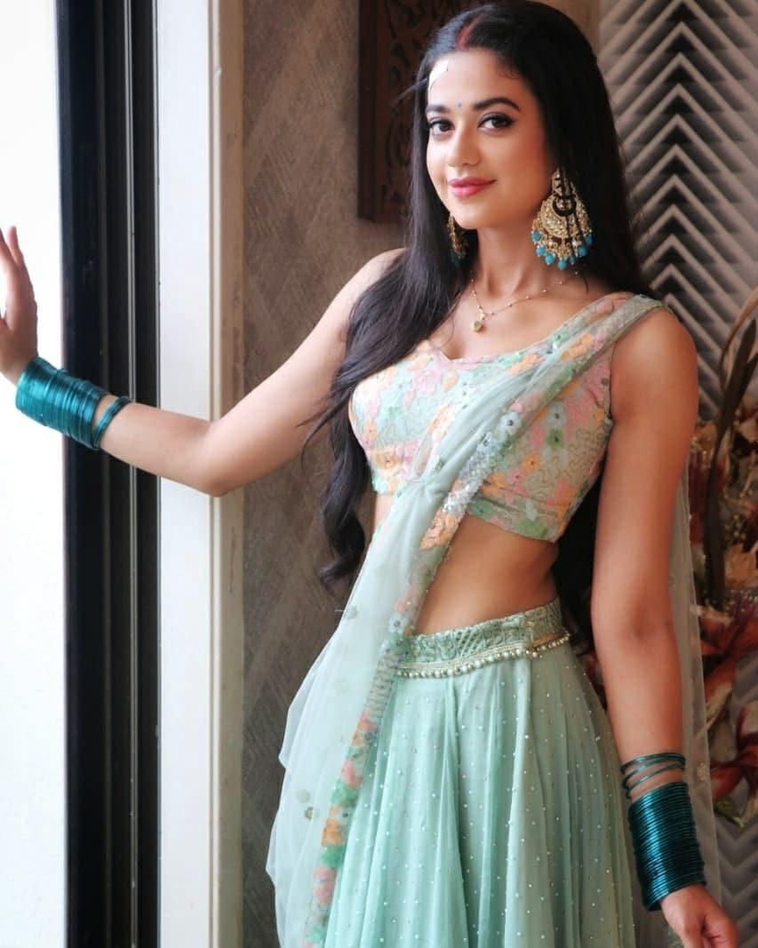 Model Shruti Sharma very glamorous pic | indian television actress Shruti Sharma hot photos